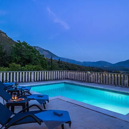 Vila Niko - Three Bedroom With Swimming Pool