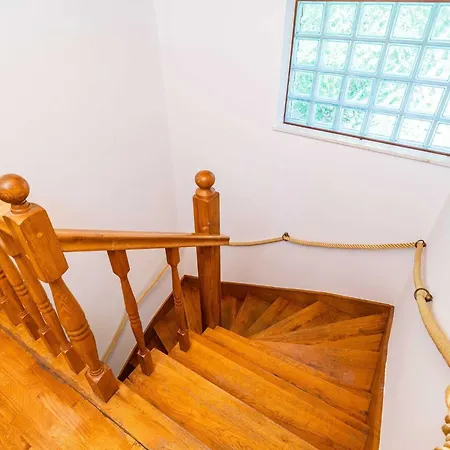 Niko - Three Bedroom With Swimming Pool فيلة Gruda