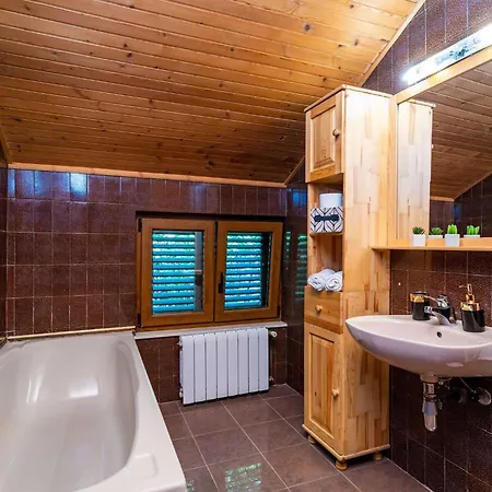 Niko - Three Bedroom With Swimming Pool Vila Gruda