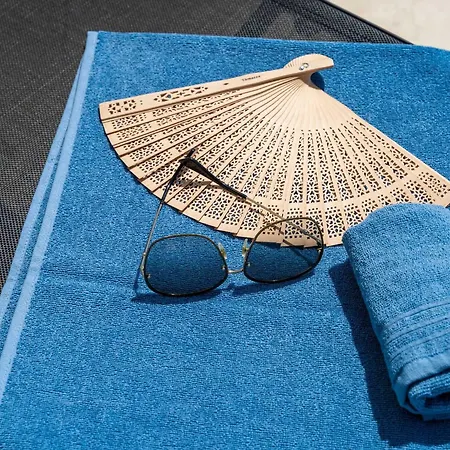 Vila Niko - Three Bedroom With Swimming Pool Gruda