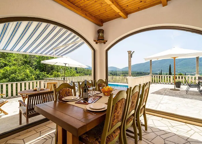 Niko - Three Bedroom With Swimming Pool Villa