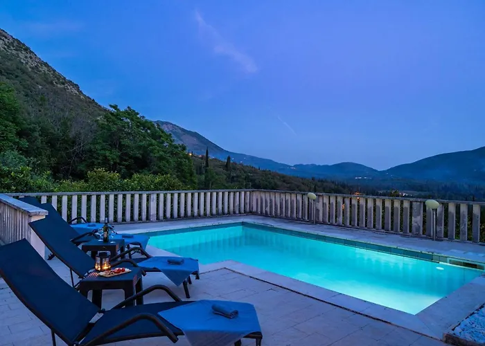 Villa Niko - Three Bedroom With Swimming Pool