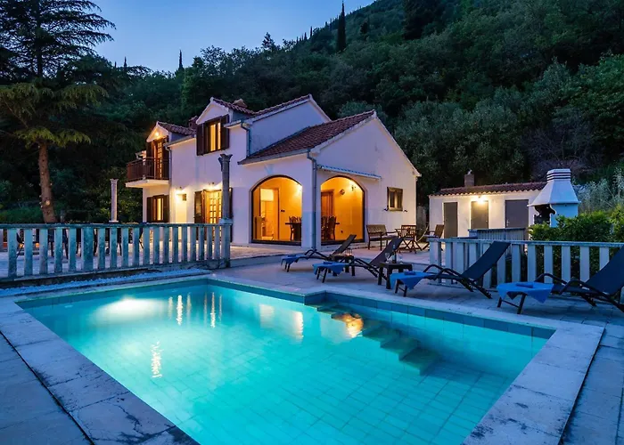 Niko - Three Bedroom With Swimming Pool Villa Gruda