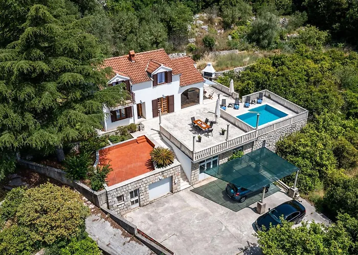 Niko - Three Bedroom With Swimming Pool * Gruda